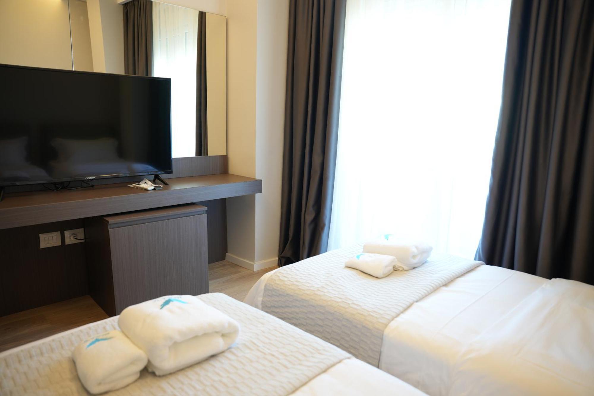 Aquila D Hotel Durres
