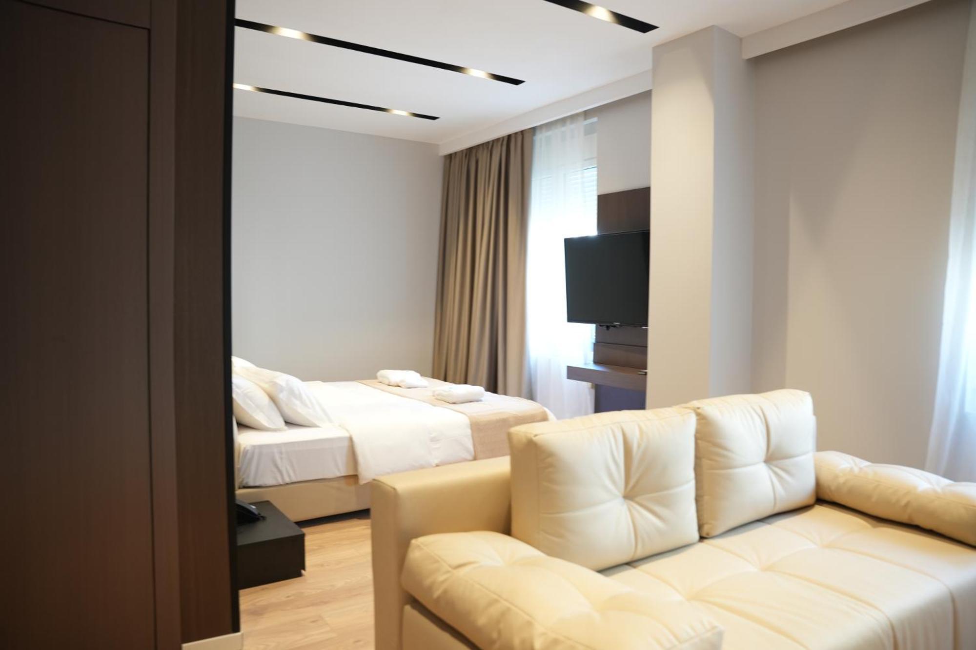 Hotel Aquila D Durres